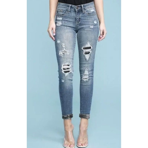 Judy Blue Jeans Women's Peek A Camo Patch Distressed Size 5 - Picture 6 of 6